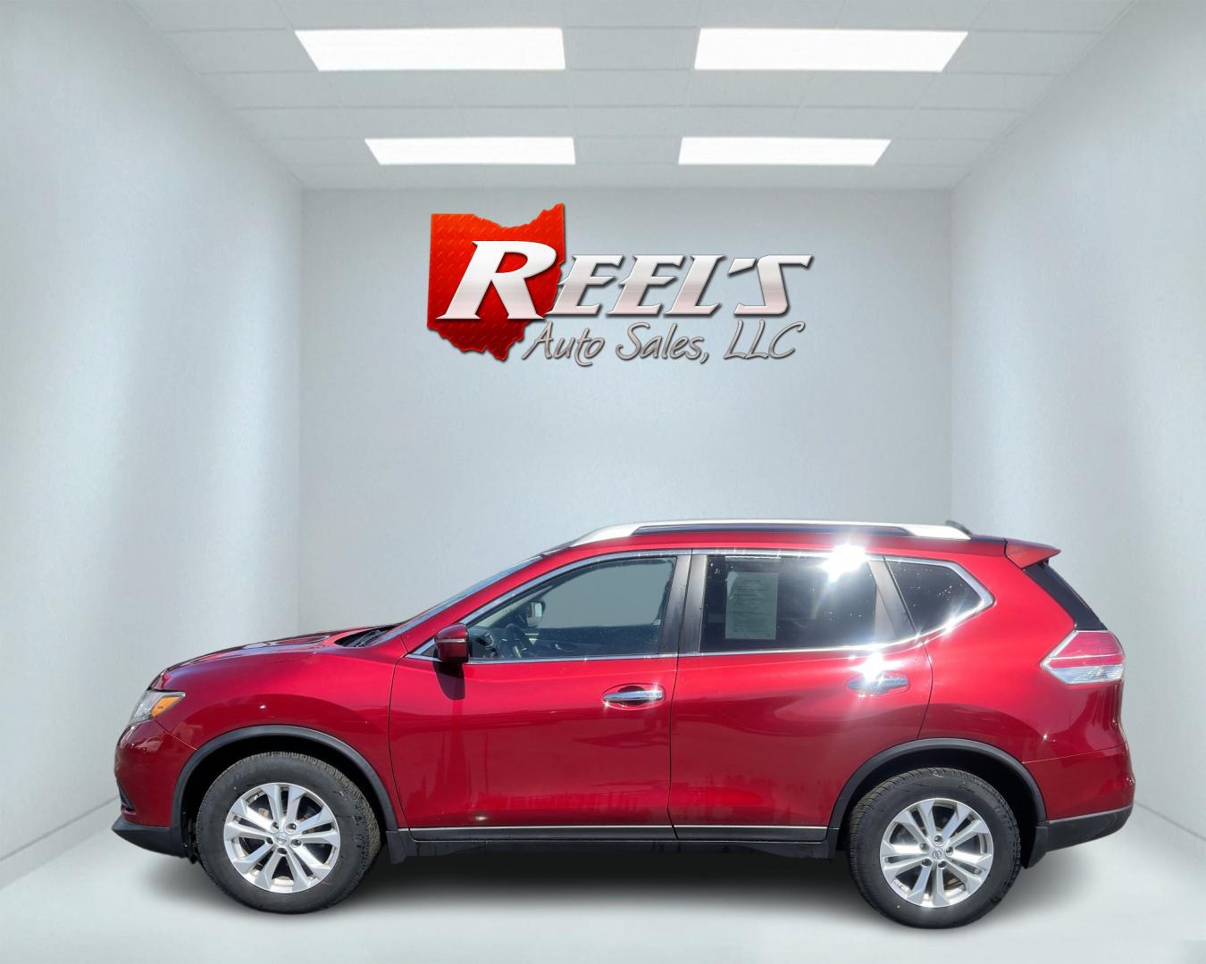 2015 Red /Black Nissan Rogue SV AWD (KNMAT2MV1FP) with an 2.5L I4 DOHC 16V engine, Automatic transmission, located at 11115 Chardon Rd. , Chardon, OH, 44024, (440) 214-9705, 41.580246, -81.241943 - This 2015 Nissan Rogue SV AWD is a well-rounded and capable compact SUV. Powered by a 2.5L I4 engine paired with a CVT transmission and an AWD system featuring a locking center differential, it offers versatile performance. The Sport and Eco driving modes allow tailoring the driving experience, whil - Photo#9